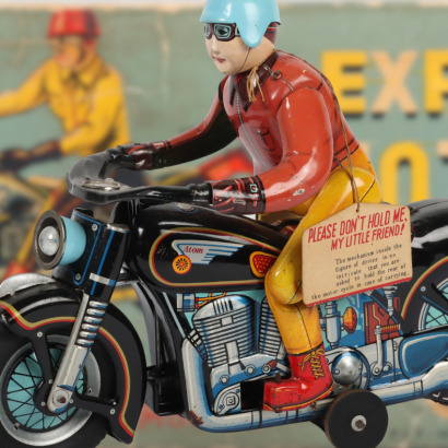 picture of Vintage & Collectible Toys Including Toy Soldiers