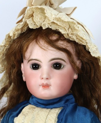 picture of Fine Dolls, Dolls Houses, Teddy Bears & Juvenalia