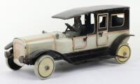 A Gunthermann tinplate clockwork Limousine, German circa 1925