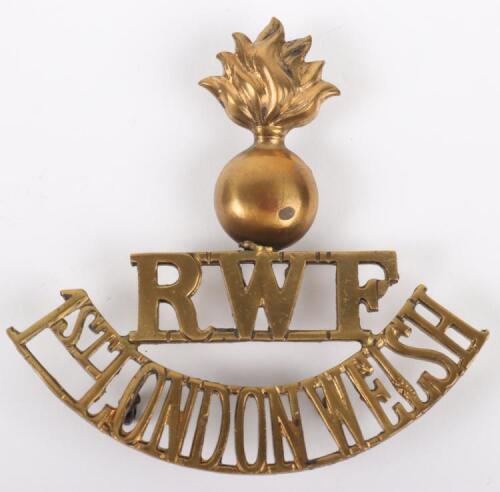 Very Rare 1st London Welsh Royal Welsh Fusiliers Brass Shoulder Title