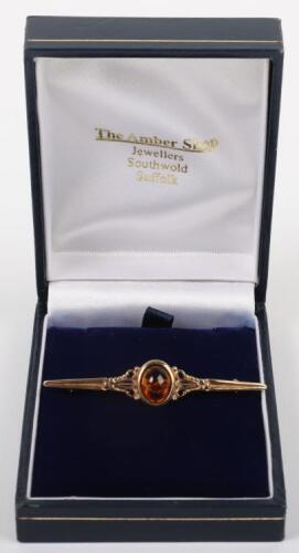 A 9ct gold and amber set bar brooch