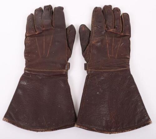 Pair of Brown Leather Aviators Gauntlets