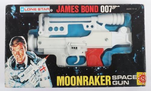 Lone Star No. 1207 Roger Moore James Bond 007 Moonraker Space Gun