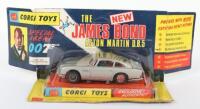 Corgi Toys 270 James Bond Aston Martin D.B.5 1st Edition silver with tyre slasher