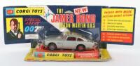 Corgi Toys 270 James Bond Aston Martin D.B.5 1st Edition silver with tyre slasher