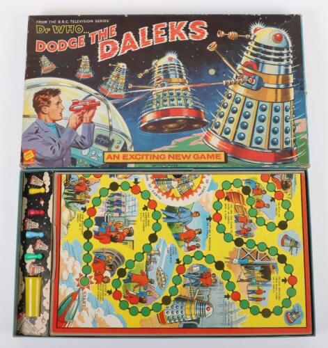 Scarce Codeg From The BBC Television Series Dr.Who… Dodge The Daleks Board Game