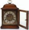 An Elliott of London oak cased Georgian style mantel clock - 9