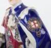 Porcelain figure of a Knight of the Most Noble Order of The Garter - 8