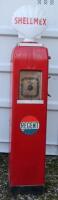 A vintage Avery Hardoll petrol pump for Regent