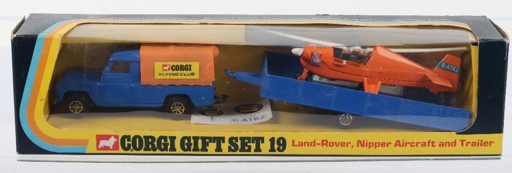 Corgi Toys Gift Set N°19 – Land Rover + Cage à Animaux Chipperfields, Années 60 (occasion, Manques)
