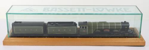 Basset Lowke Special Limited Edition 0 Gauge 3 Rail Electric LNER Flying Scotsman Locomotive and Two Tenders