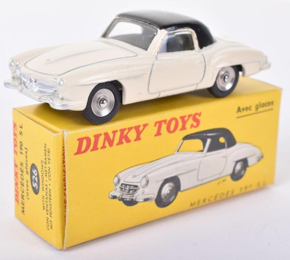 Mercedes 190 SL (avec glaces) Dinky Toys n° 526, NEUVE, en boîte Mercedes 190 SL (avec glaces) Dinky Toys n° 526, NEUVE, en boîte