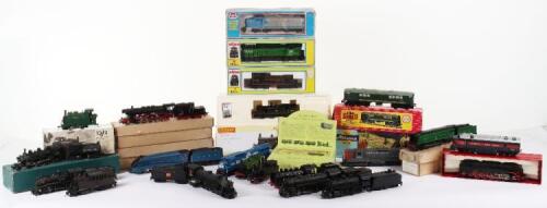 Various H0/00 gauge locomotives