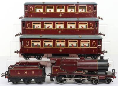 Hornby Series 0 gauge E220 LMS Compound locomotive 1185 and LMS coaches,