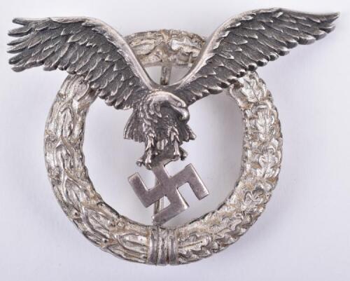 Rare Variation of the Luftwaffe Pilots Badge by C E Juncker Berlin