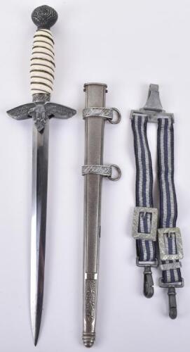 WW2 German Luftwaffe 2nd Pattern Officers Dress Dagger with Hanging Straps