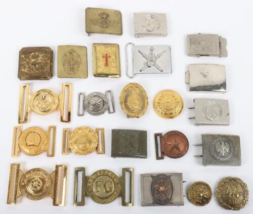 Quantity of Foreign Nationalities Belt Buckles