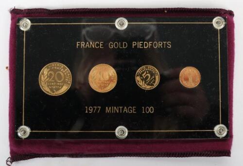 A very rare 1977 France set of gold proof Piedforts Centimes