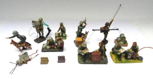 David Hawkins Collection Elastolin 70mm scale WWI German Army Signallers