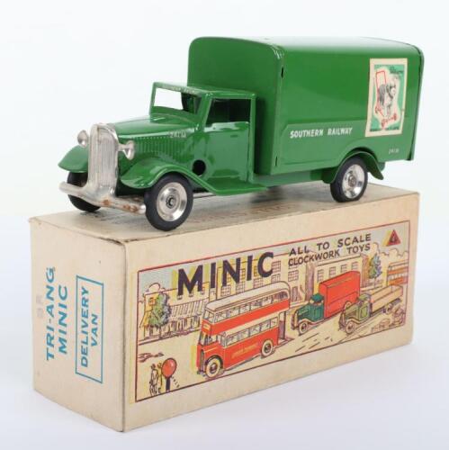 Boxed Tri-ang Minic 82M Southern Railways Delivery van