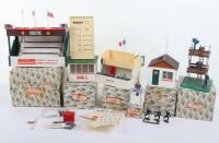 Vintage Boxed Scalextric Buildings and Accessories