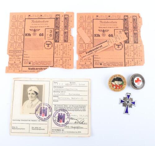 WW2 German Red Cross Grouping