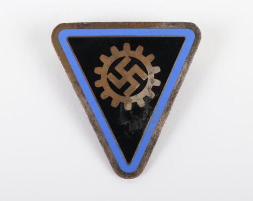 Third Reich DAF (Deutsche Arbeitfront) Enamel Badge
