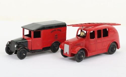 Dinky Toys 25h Streamlined Fire Engine