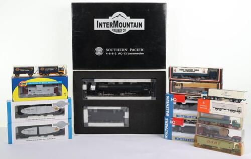 Boxed Intermountain Railway Co HO gauge Southern Pacific locomotive and tender