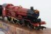 Hornby 00 Gauge R2301 Hogwarts Express Locomotive Gold Plated Edition - 6