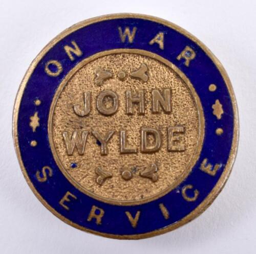 WW1 On War Service John Wylde Lapel Badge