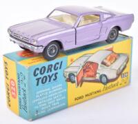 Corgi Toys 320 Ford Mustang Fastback 2+2 metallic purple