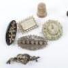 Mixed lot of brooches and silver thimbles - 2