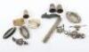 Mixed lot of brooches and silver thimbles - 4