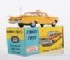 Corgi Toys 221 “Chevrolet” New York Taxi Cab - 2