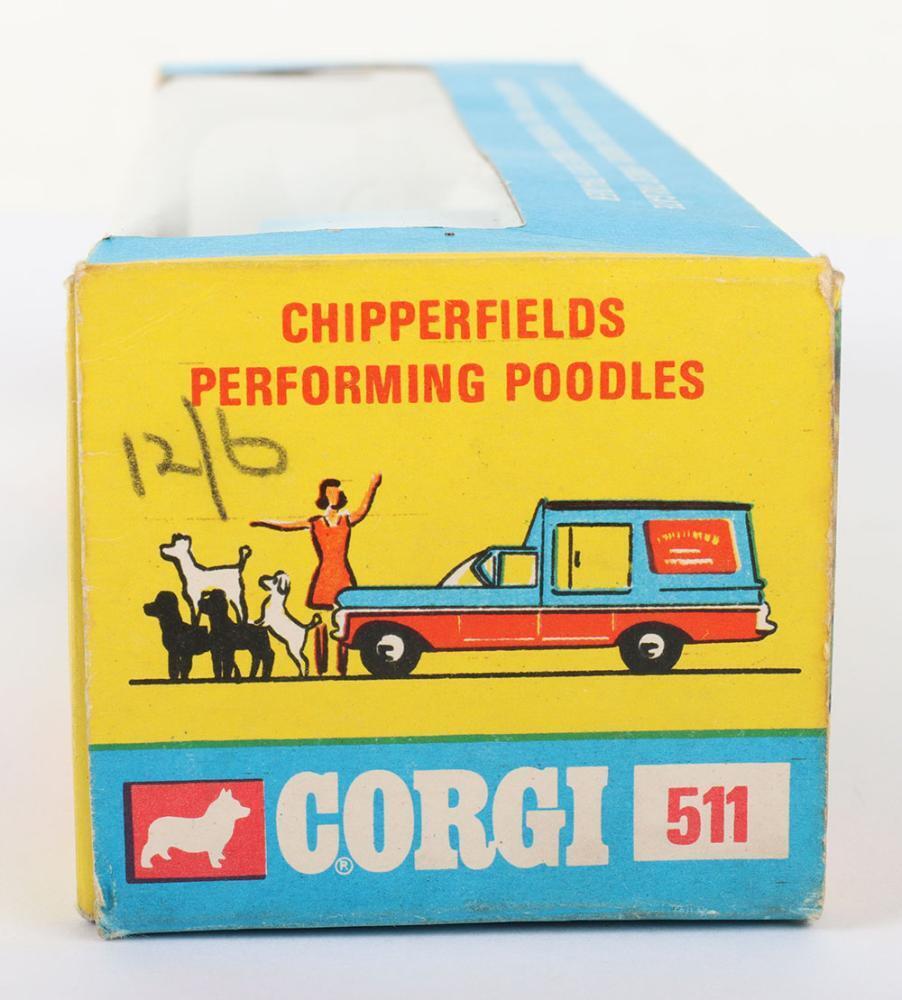 Corgi 511 Corgi Chipperfields Performing Poodles, Chevrolet Impala Corgi 511 Corgi Chipperfields Performing Poodles, Chevrolet Impala
