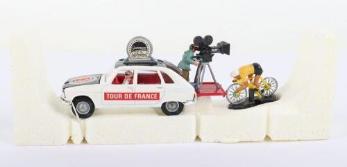 Corgi Toys Gift Set 13 Renault R16 Tour De France Paramount Film Unit