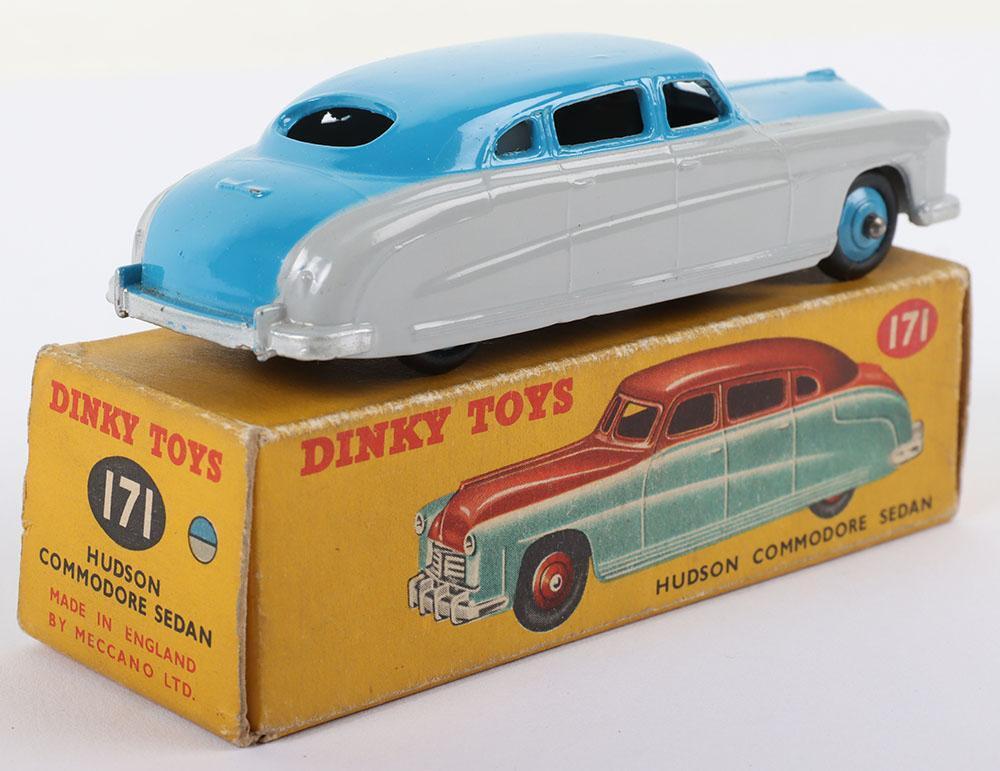 Dinky Toys GB N°171 – Hudson Sedan Commodore – Jaune – 1/43 – Occasion