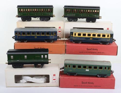 French Hornby 0 gauge Passenger coaches