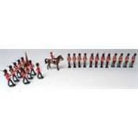 Premier Coldstream Guards sets 9902, 2001, 2002, 2003, 2004 HRH King George V and CG98 Chicago Show special single Coldstream Guard, with four marching Guards in a box 2003 (Condition Excellent, boxes Very Good) (22)