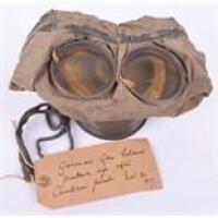 1915 Gummi Mask Without The Tin