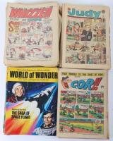 A large Quantity of Comics