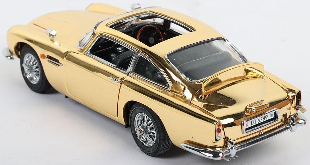 ダンバリーミント 1/24 アストンマーチンDB5 007 ボンドカー ダンバリーミント 1/24 アストンマーチンDB5 007 ボンドカー ダン