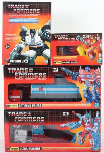 Quantity of Hasbro Transformer Toys