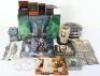 Quantity of Miscellaneous Lord of the rings Collectables - 9