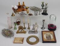 A small collection of dolls house miniatures,