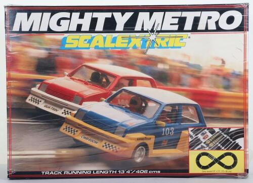 Scalextric C.880 Mighty Metro Set