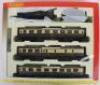 Hornby R2025 Great Western Express Passenger Train set - 3