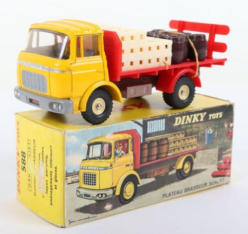 French Dinky Toys 588 Berliet Beer Lorry