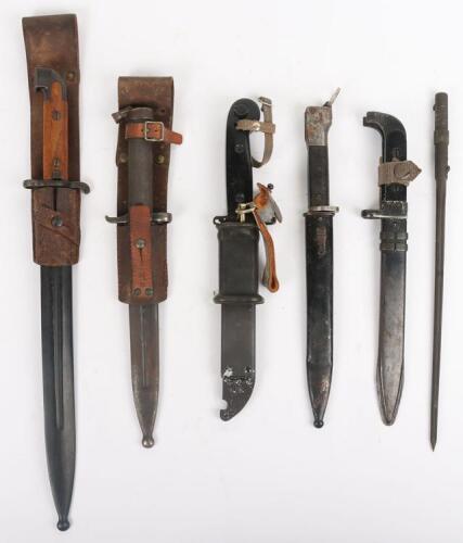 6x Military Bayonets